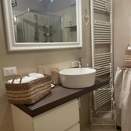 Casa Noe - Trilocale - Centro - Wifi - Spazioso Terrazzo Appartement *