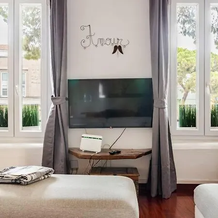 Casa Noe - Trilocale - Centro - Wifi - Spazioso Terrazzo Apartamento Rávena