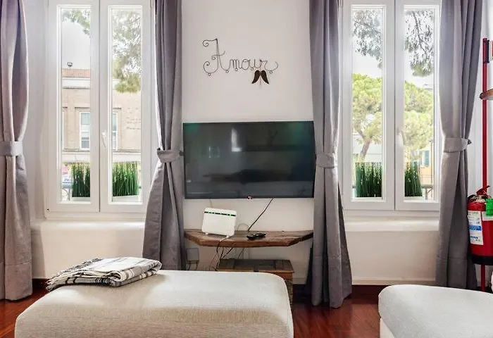 Casa Noe - Trilocale - Centro - Wifi - Spazioso Terrazzo Apartamento Rávena