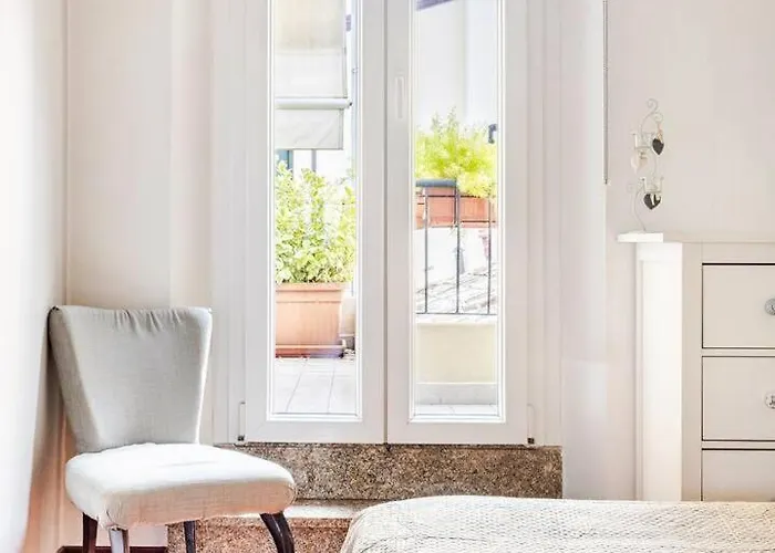 Casa Noe - Trilocale - Centro - Wifi - Spazioso Terrazzo * Rávena